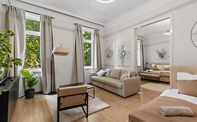 Stylish Apartment, Next To Schloss Belvedere